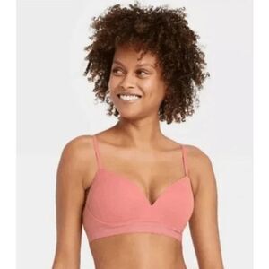 Auden NWT size 32DDD push up wirefree bra - pink